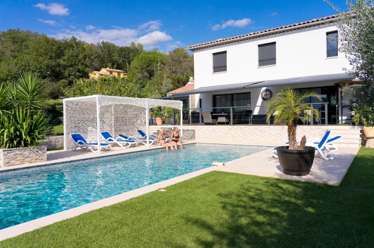 Villa Quietude Bagnols-en-Forêt Exteriör bild